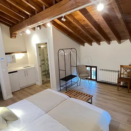 Y El Retiro Del Oso Landsted Verdena