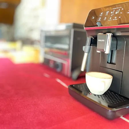 Landsted Y El Retiro Del Oso