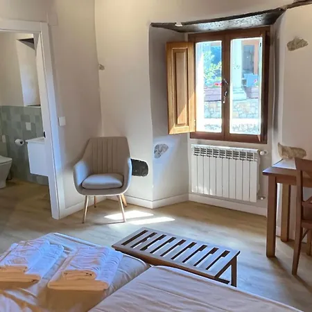 Y El Retiro Del Oso Landsted